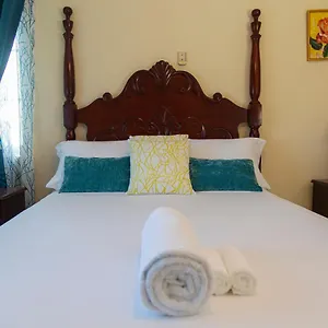 Apartment Heart-of-the-city With The Amenities Of