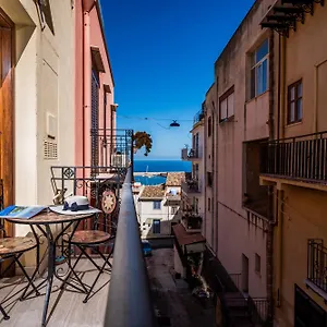 https://peperoncino-guest-home.sicilyhotelsitaly.net