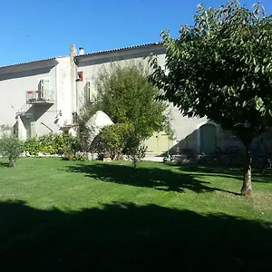 https://grange-voutee-avec-jardin.fr-provencehotel.com